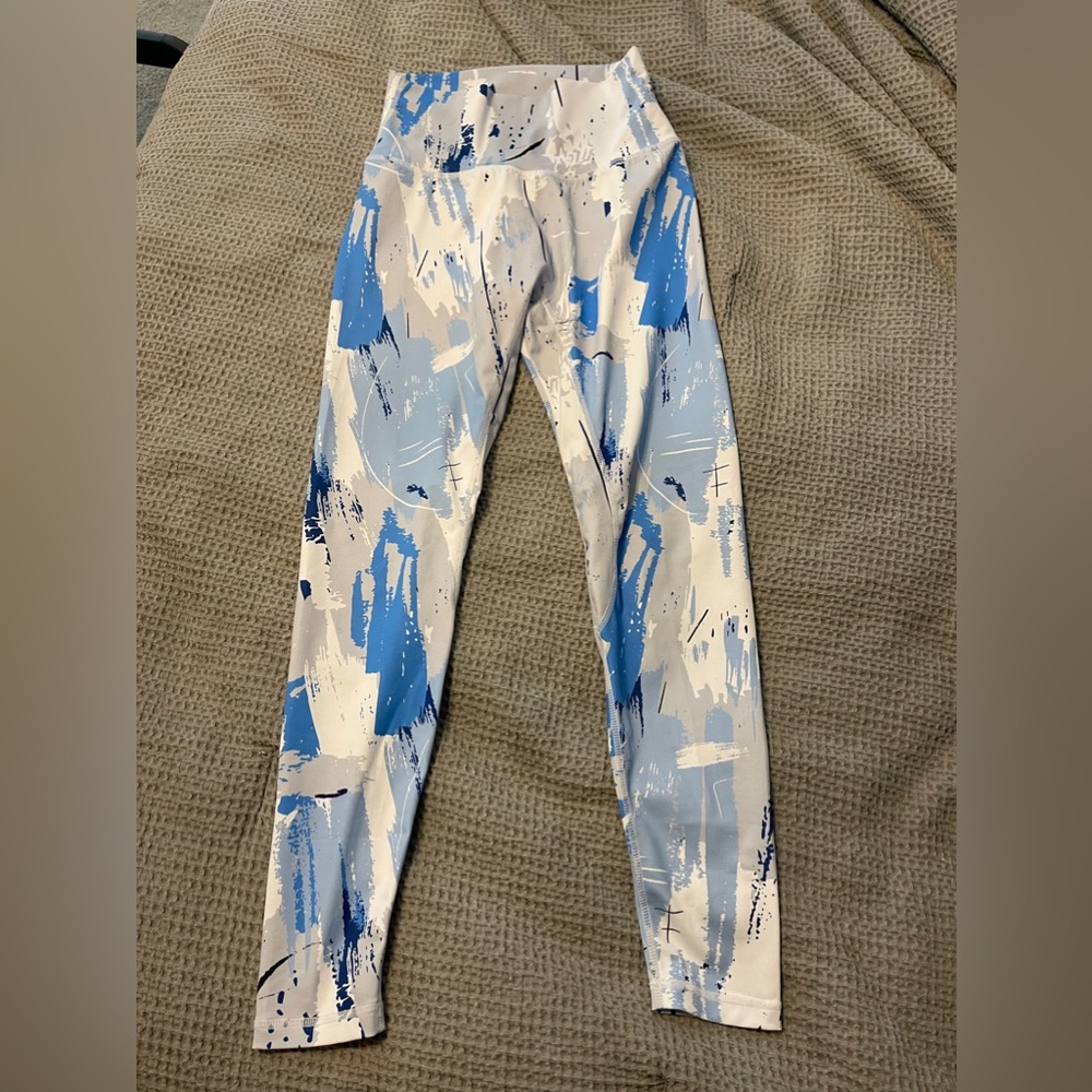 Buff Bunny Leggings